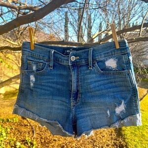 Hollister cut offs shorts 🩳